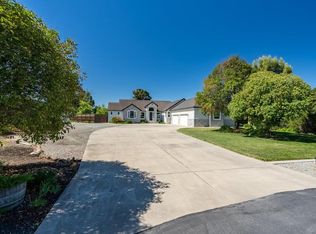 1299 Perrien Ct, Hollister, CA 95023