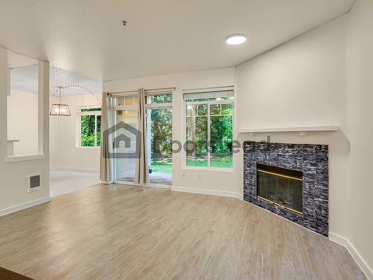 18930 Bothell Everett Hwy #H103 — Photo 7