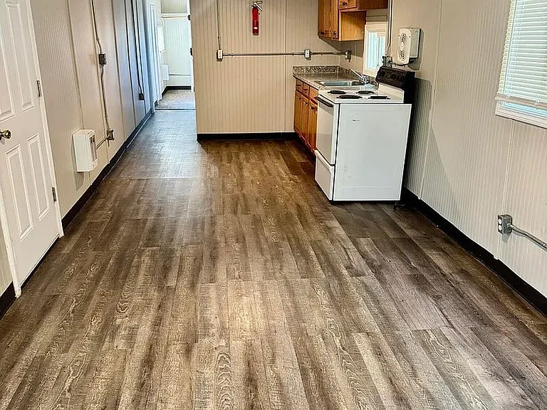102 E California St — Photo 5