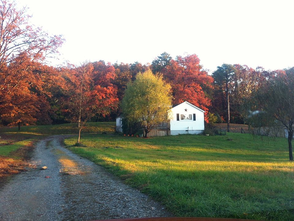 Beautiful house on 1.8 acres