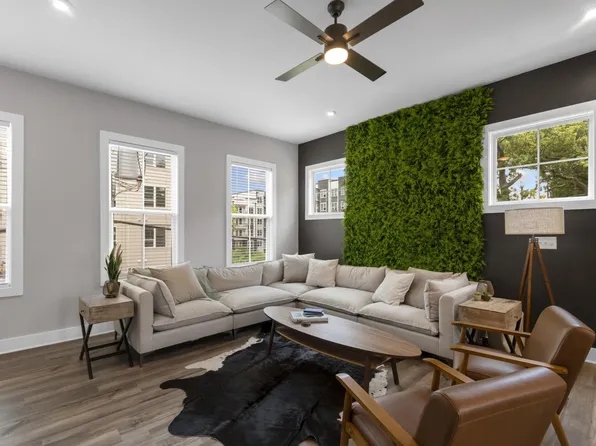 713 Agape Pl SE, Atlanta, GA 30315