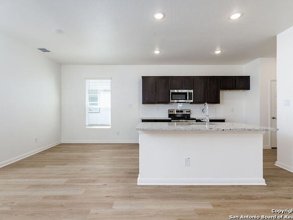 517 Jean St, Seguin, TX 78155 Zillow