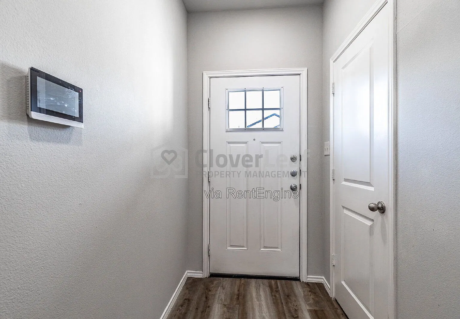 3 bed, 2.5 bath, 1261 sqft, $1,397 — Photo 4