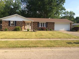 721 Peggy Dr, Eaton, OH 45320