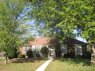 900 Hillcrest St, Butler, MO 64730