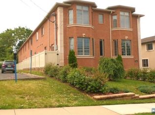 20 W Palisades Blvd APT C, Palisades Park, NJ 07650