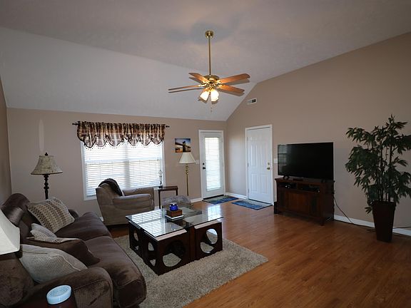 3rd image of 10006 Nevada Ave