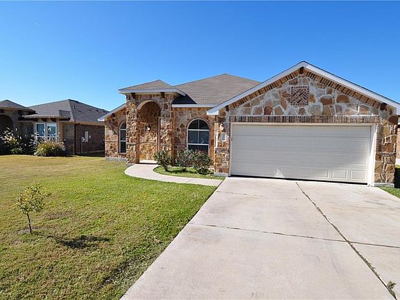 2nd image of 1003 Blackman Ct