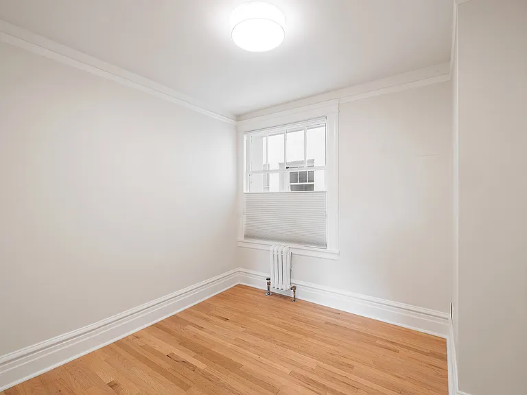 145 Laurel St #6 — Photo 13
