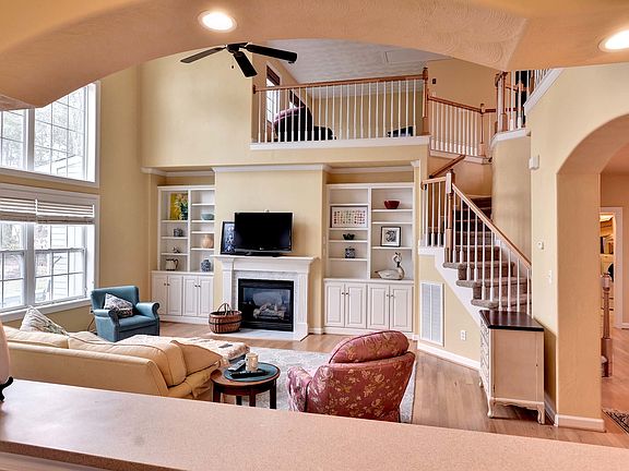 5th image of 665 Westminster Reach