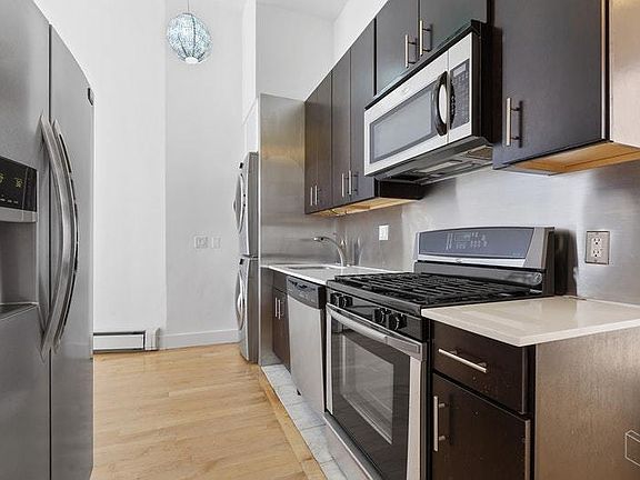 5th image of 802 9th Ave APT 3D