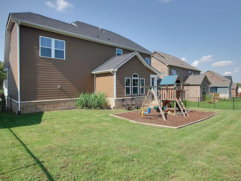 8033 Brookpark Ave — Photo 3