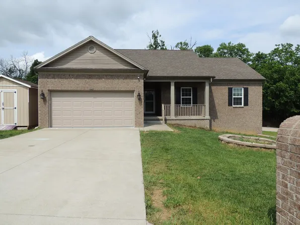 109 Hackberry Ct, Frankfort, KY 40601