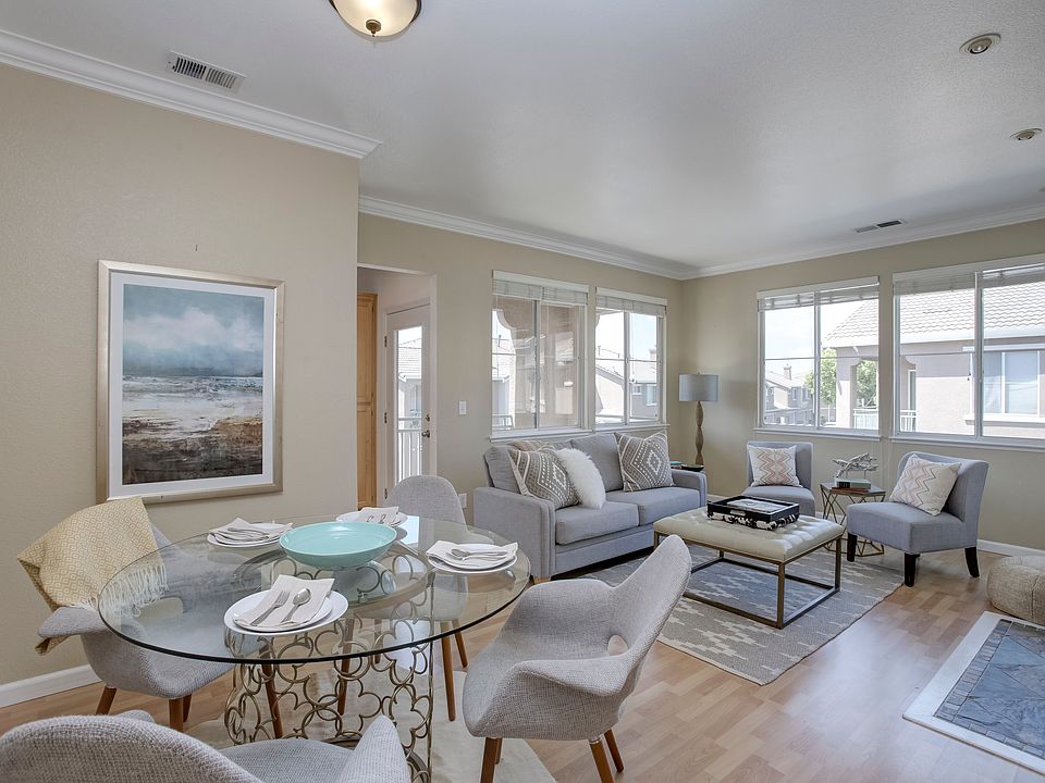 1st image of 3558 Jasmine Cir
