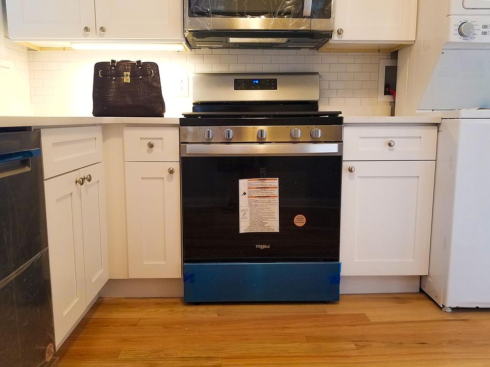 1st image of 2028 W 35th St Floor 2