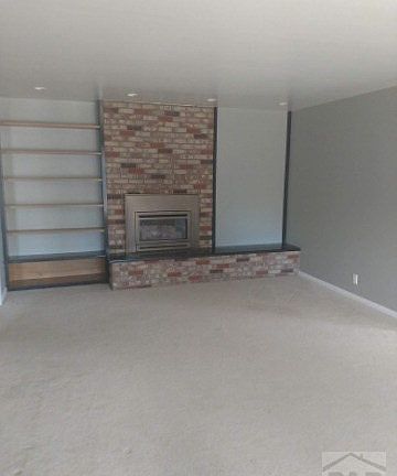 4th image of 917 Emerson Dr