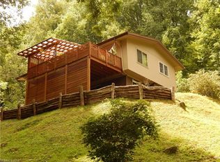 64 Utopia Dr, Cullowhee, NC 28723