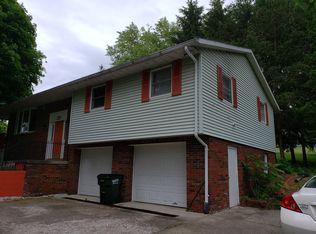 1460 Musselman Dr, Zanesville, OH 43701