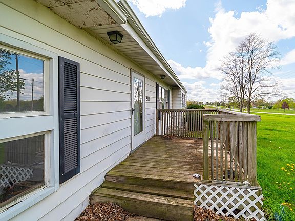 2nd image of 517 County Road 57 W