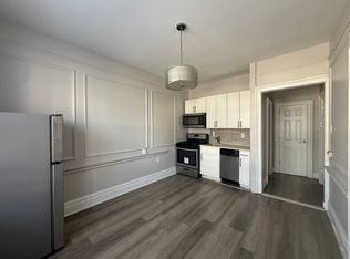 61 Van Reypen St #101, Jersey City, NJ 07306