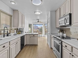 3925 E Wildwood Dr, Phoenix, AZ 85048