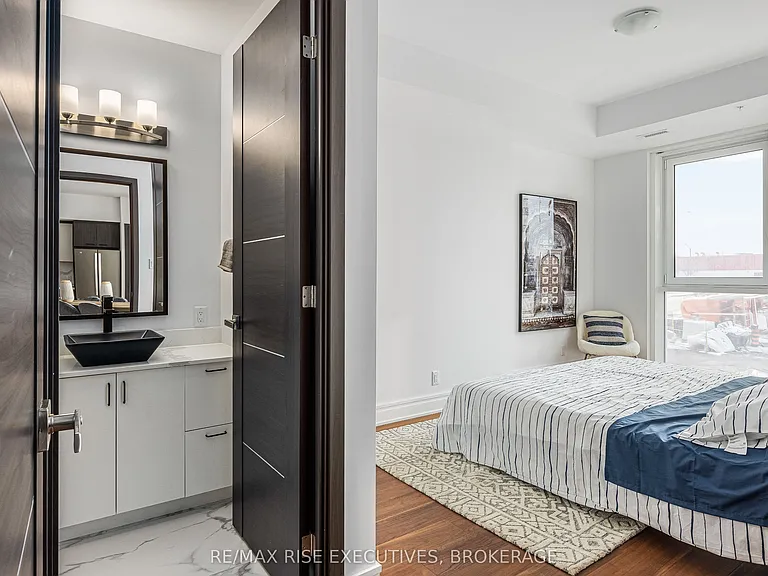 150 Marketplace Ave #806 — Photo 14