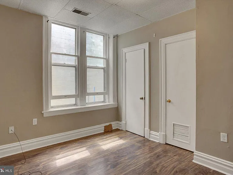60 E Washington St #1E — Photo 14