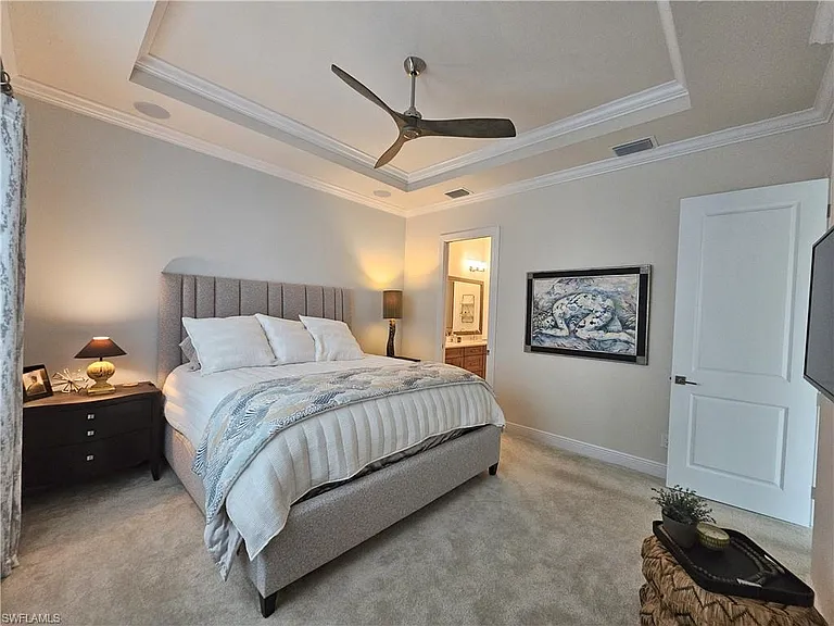 9007 Saint Lucia Dr — Photo 17