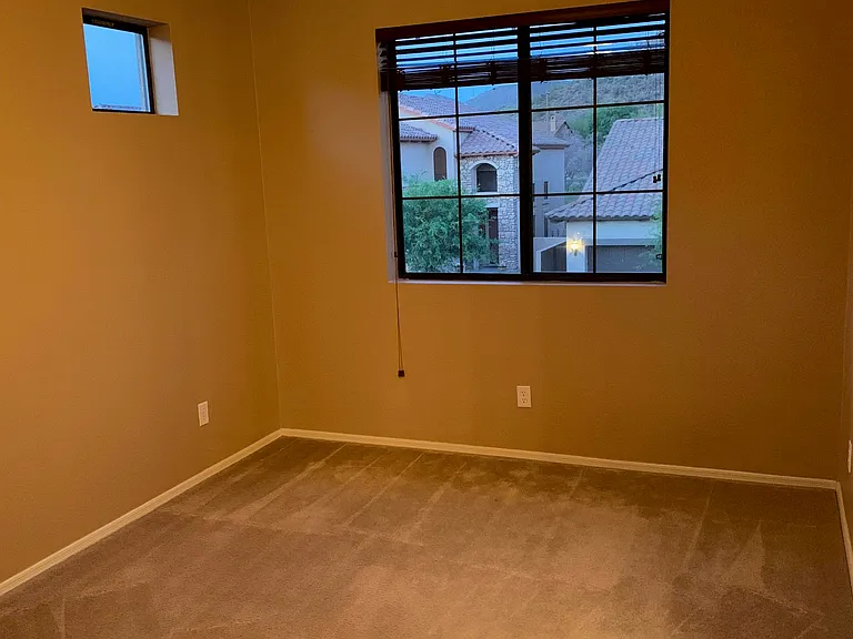 NE bedroom
