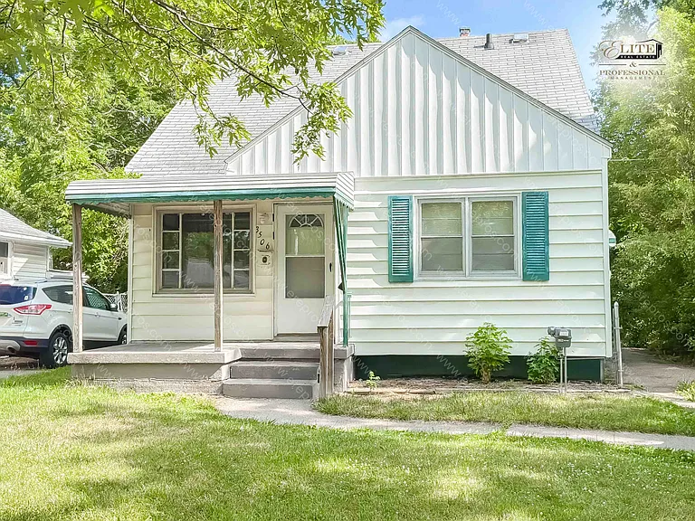 3506 Herrick St — Photo 1