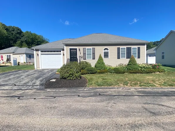 4 Marys Way Unit 4, Lakeville, MA 02347