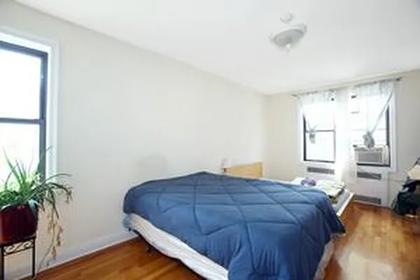 Sold by Douglas Elliman | media 14