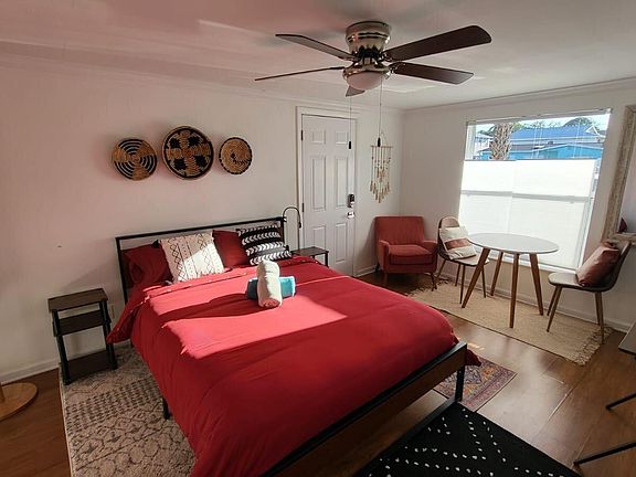 2nd image of 4819 Chancellor St NE #B