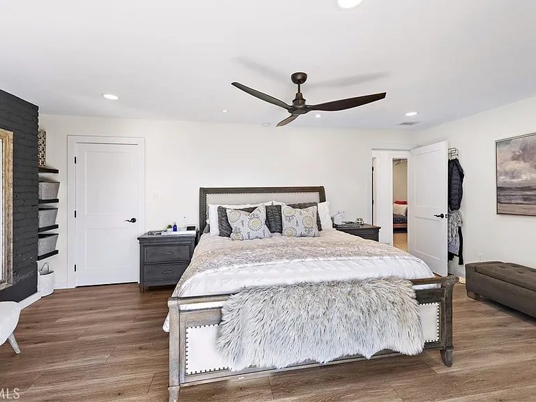 875 Coast View Dr — Photo 30