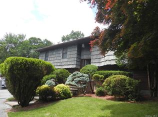 143 Teakettle Spout Rd, Mahopac, NY 10541