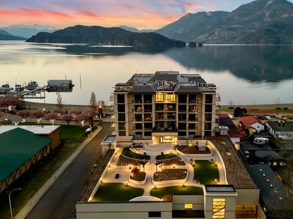 120 Esplanade Ave #201, Harrison Hot Springs, BC V0M 1K0