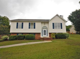 184 Central Oaks Rd, Clemmons, NC 27012