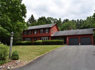144 Craigemore Cir, Avon, CT 06001