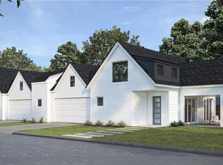 1129 Henninger St, Austin, TX 78702