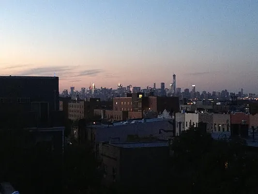 Rented by P Management | media 114