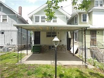 2nd image of 3005 E 27th St