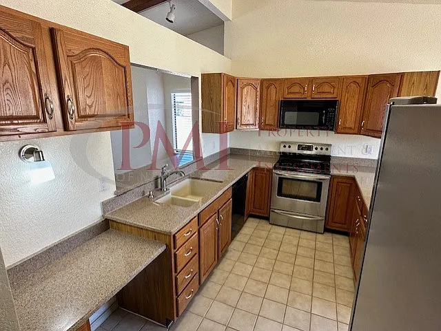 2213 Laramie Dr — Photo 8