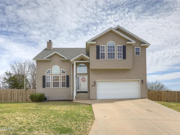 407 Hodge Dr, Carl Junction, MO 64834