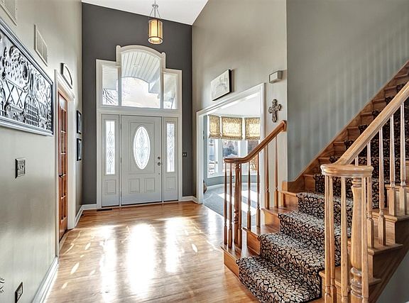 3rd image of 21367 Ginger Ln