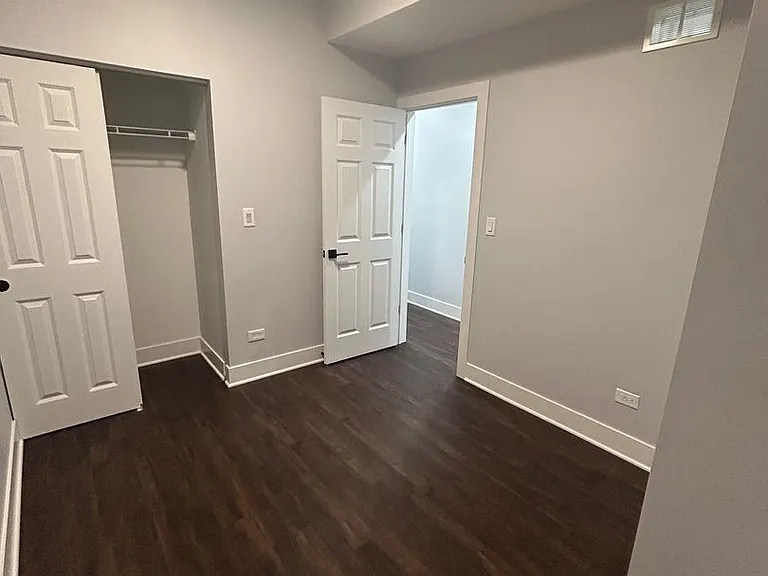 2159 W Wilson Ave #G — Photo 5