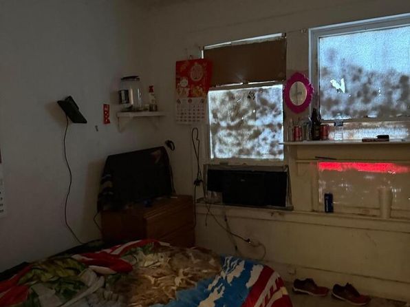 san-antonio-texas-449631724 picture