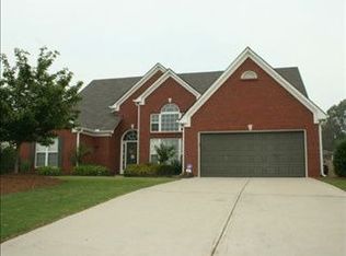 8425 Meadowgrove Ln, Gainesville, GA 30506