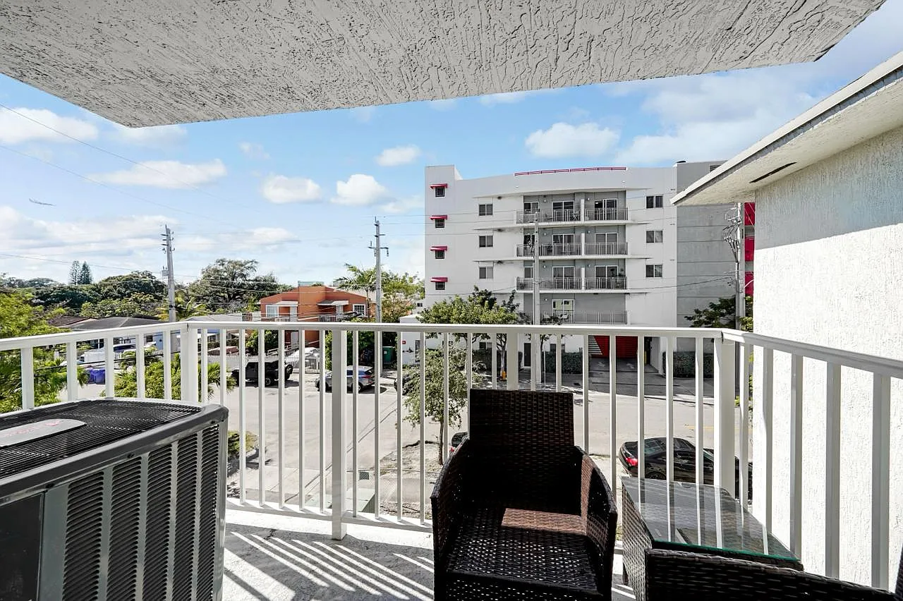 2268 NW 7th St — Photo 4