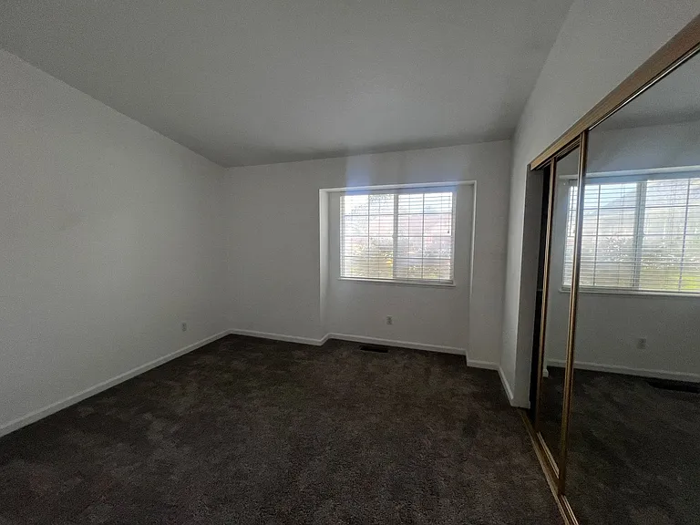 1692 Lantana Dr — Photo 31