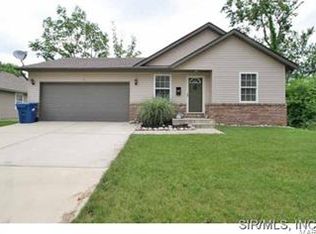 712 N Monroe N, Lebanon, IL 62254